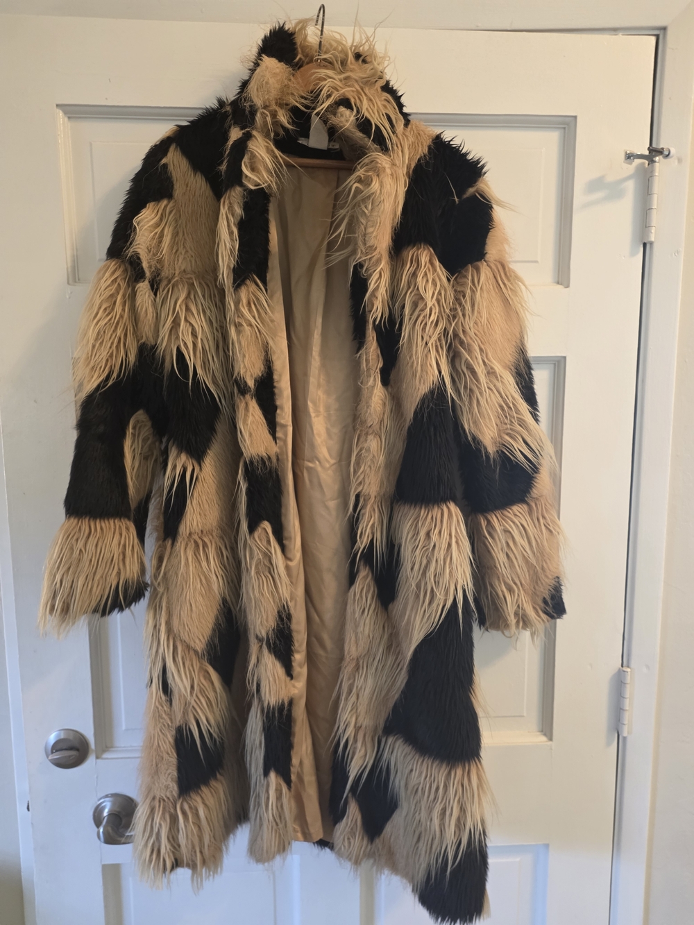 LUCENT Faux Fur Jacket in Black and Beige
